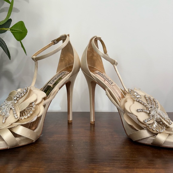 Badgley Mischka Women's Lisa Embellished Satin Floral Appliqué High-Heel Sandals - Picture 4 of 10